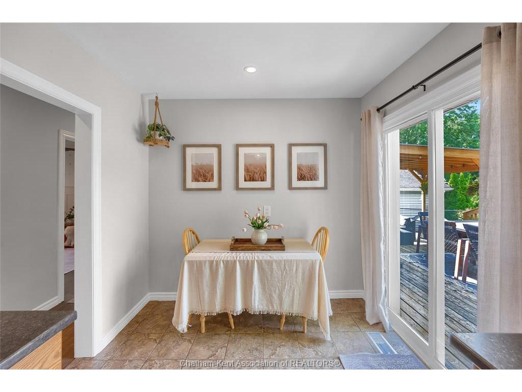 









38


Burton

Avenue,
Chatham,




ON
N7M 4Z5

