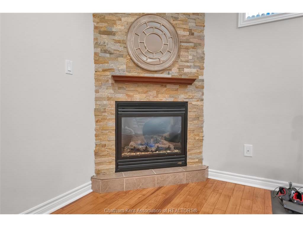 









38


Burton

Avenue,
Chatham,




ON
N7M 4Z5

