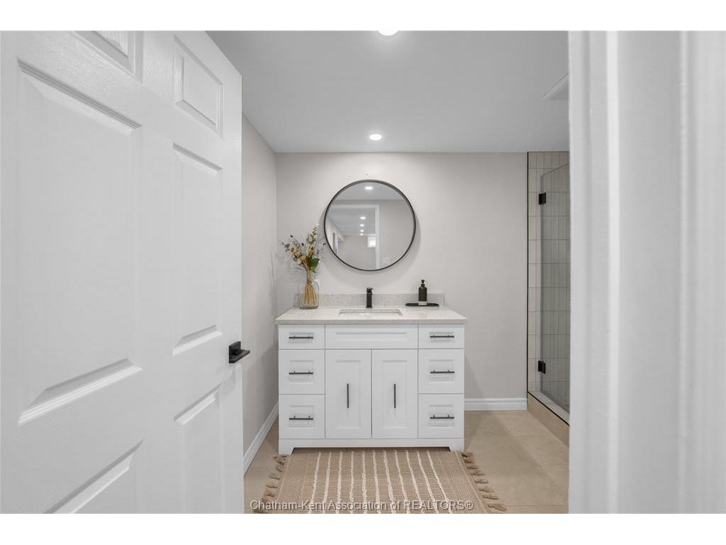 









38


Burton

Avenue,
Chatham,




ON
N7M 4Z5

