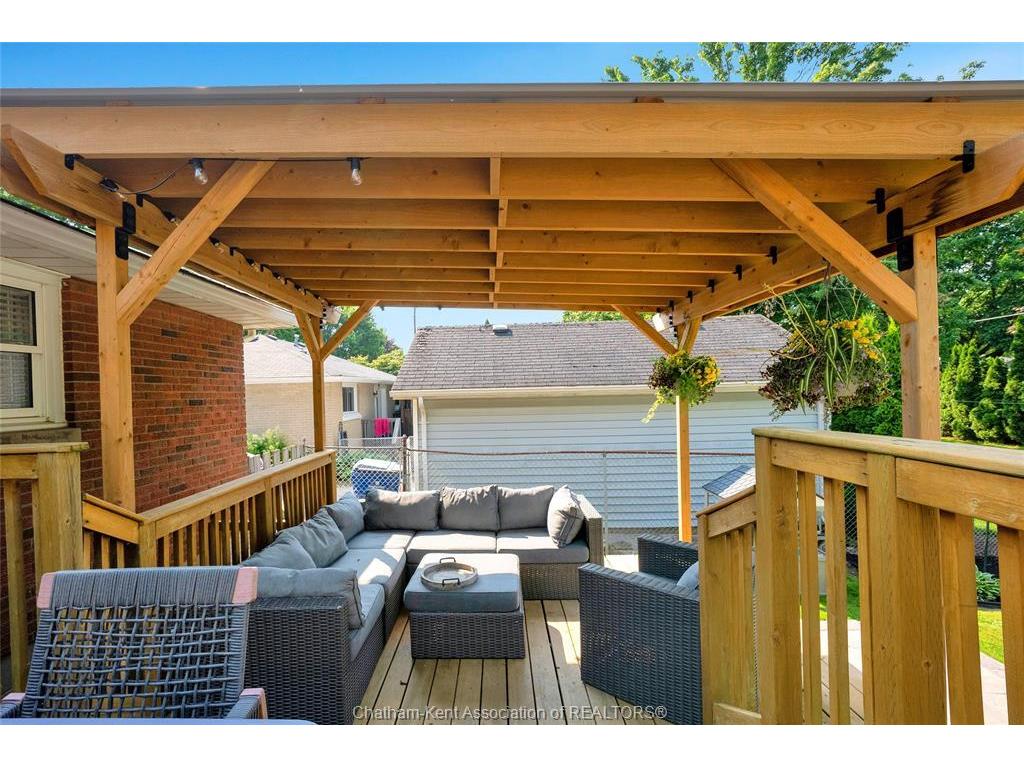 









38


Burton

Avenue,
Chatham,




ON
N7M 4Z5

