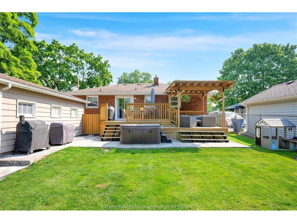 









38


Burton

Avenue,
Chatham,




ON
N7M 4Z5

