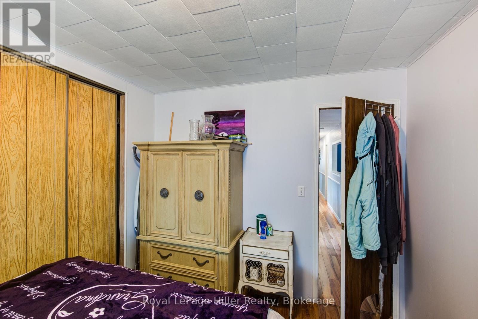 












174 BIRCH STREET

,
Perth East (Crystal Lake),




Ontario
N5A6S6

