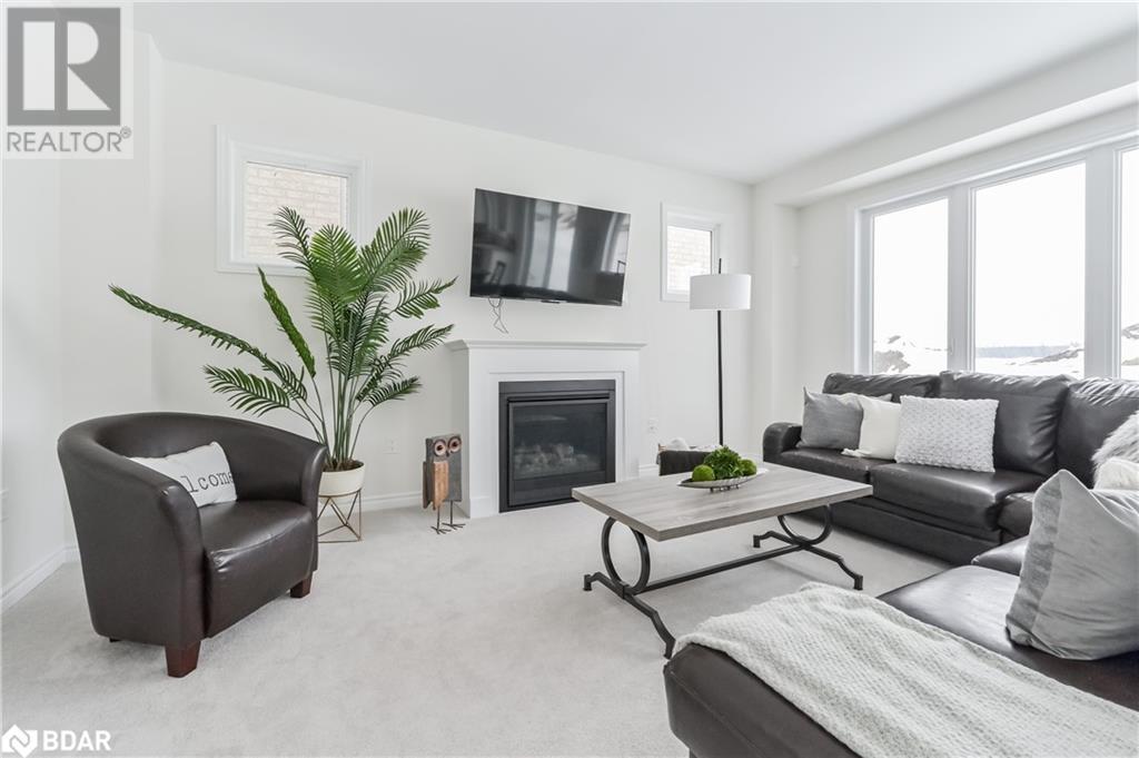 












130 REA Drive

,
Fergus,




Ontario
N1M2W3

