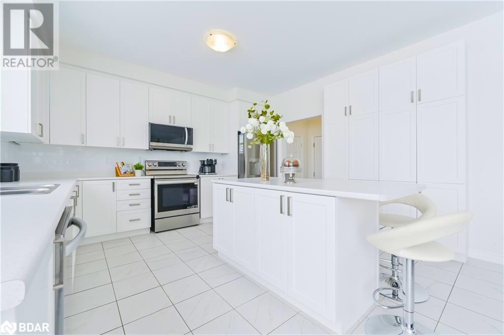 












130 REA Drive

,
Fergus,




Ontario
N1M2W3

