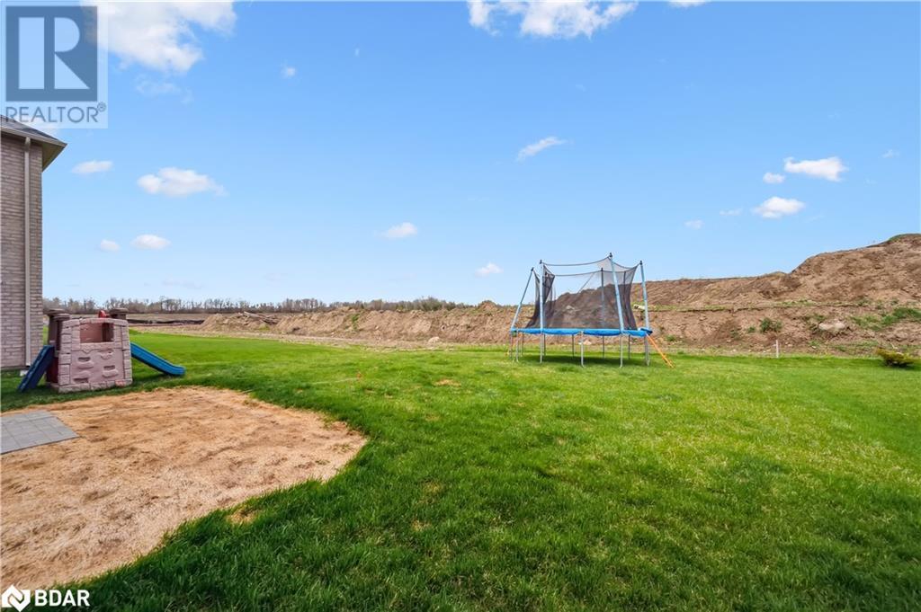












130 REA Drive

,
Fergus,




Ontario
N1M2W3

