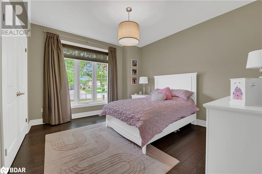 












308 CREEKSIDE Drive

,
Welland,




Ontario
L3C0B6

