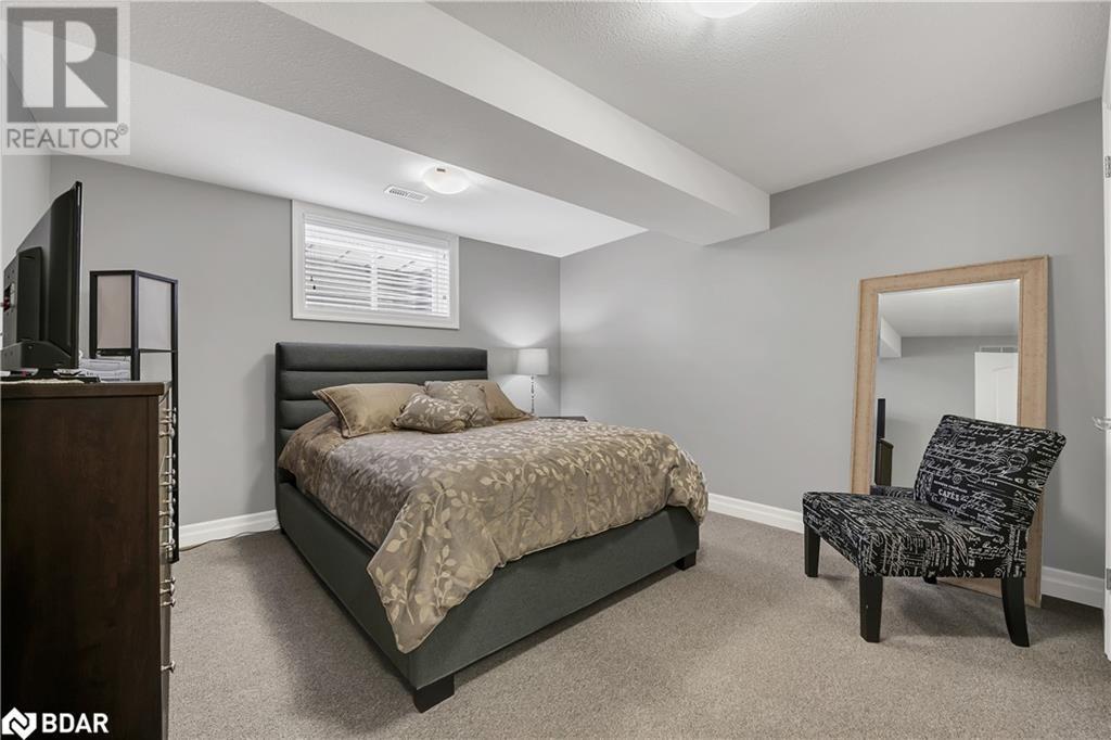 












308 CREEKSIDE Drive

,
Welland,




Ontario
L3C0B6

