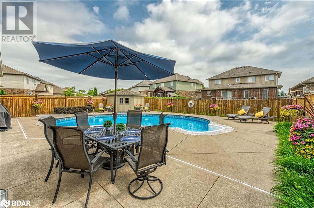 












308 CREEKSIDE Drive

,
Welland,




Ontario
L3C0B6

