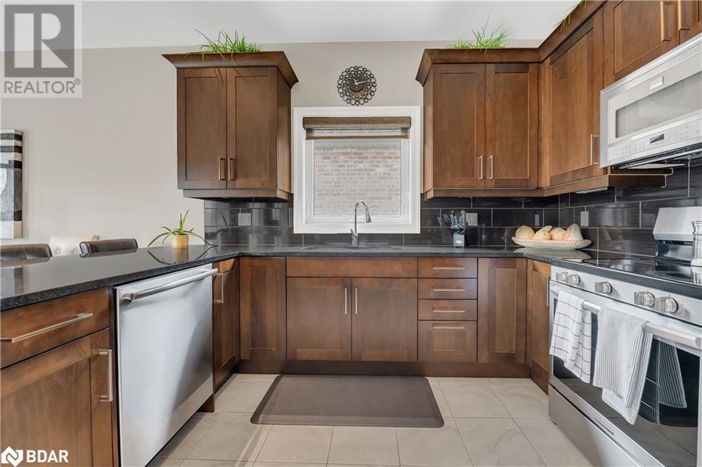 












308 CREEKSIDE Drive

,
Welland,




Ontario
L3C0B6

