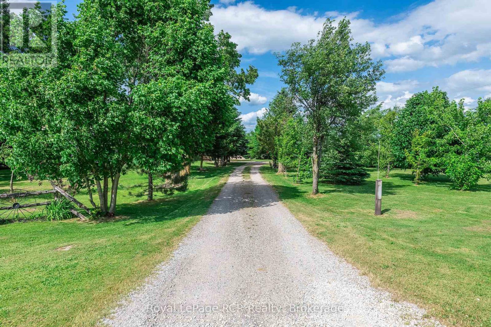 












116327 2ND LINE SW

,
Melancthon,




Ontario
L9V2C5


