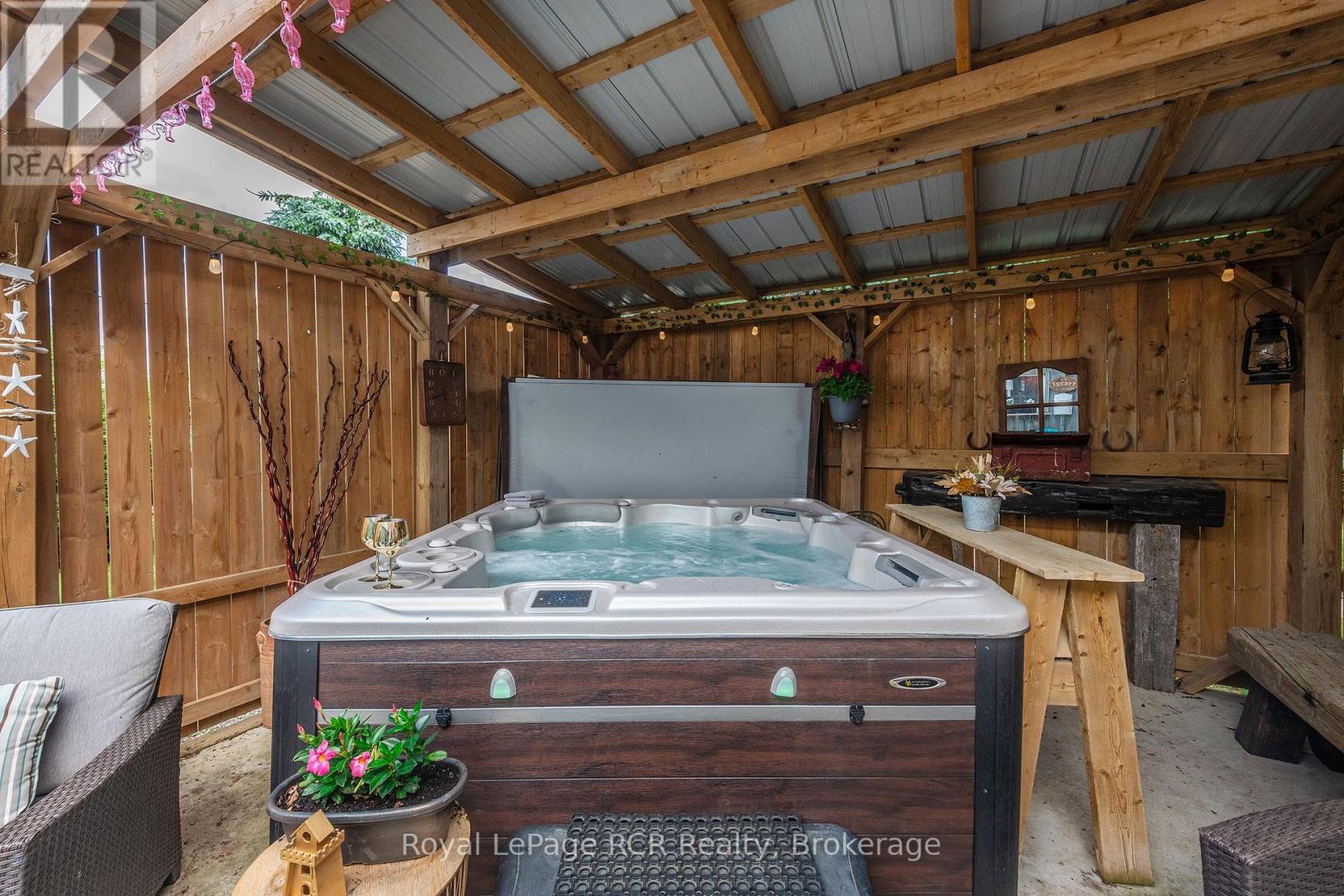 












116327 2ND LINE SW

,
Melancthon,




Ontario
L9V2C5

