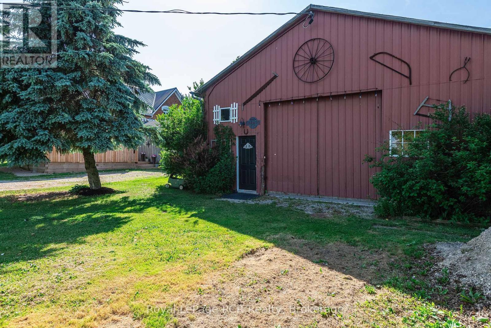 












116327 2ND LINE SW

,
Melancthon,




Ontario
L9V2C5

