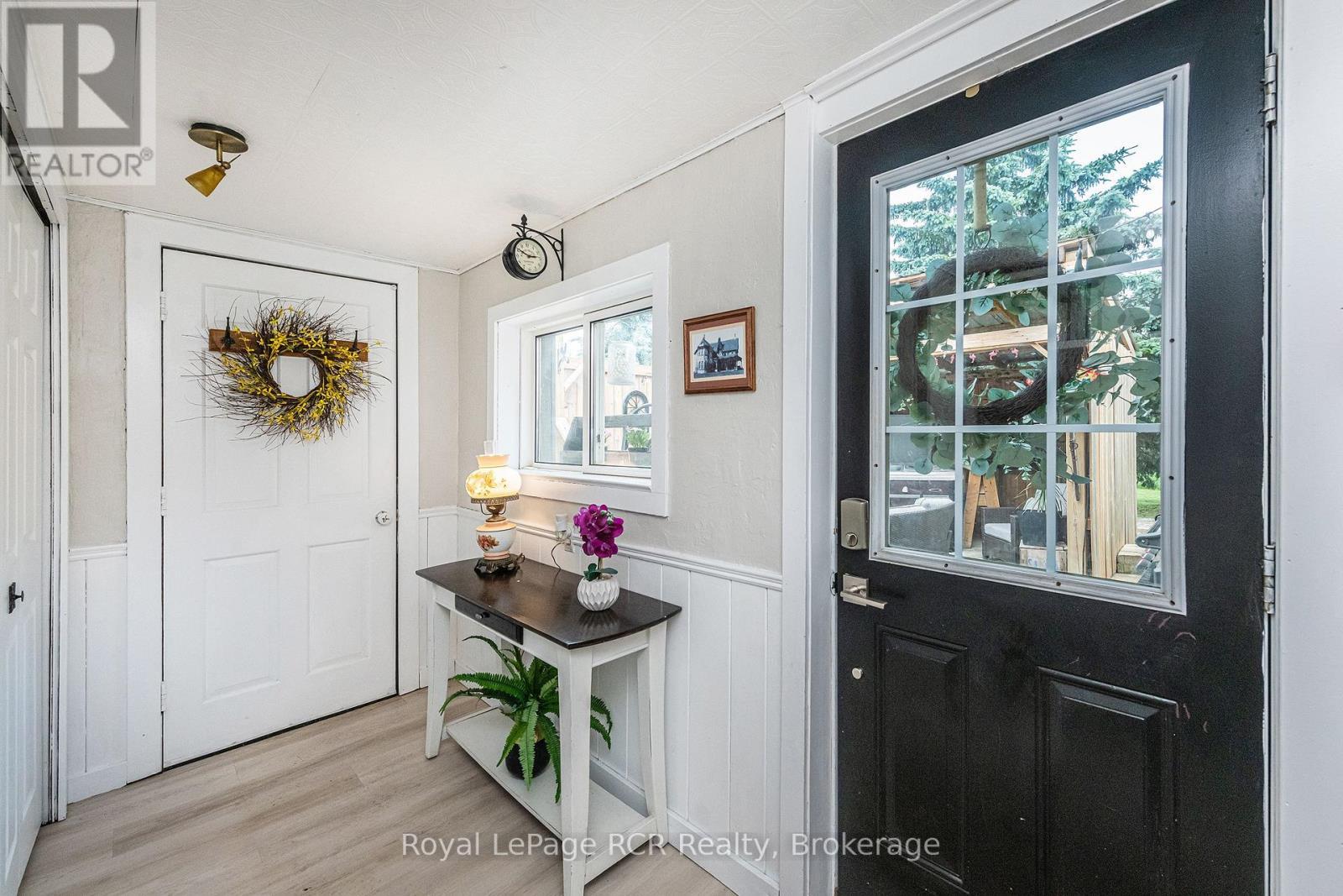 












116327 2ND LINE SW

,
Melancthon,




Ontario
L9V2C5

