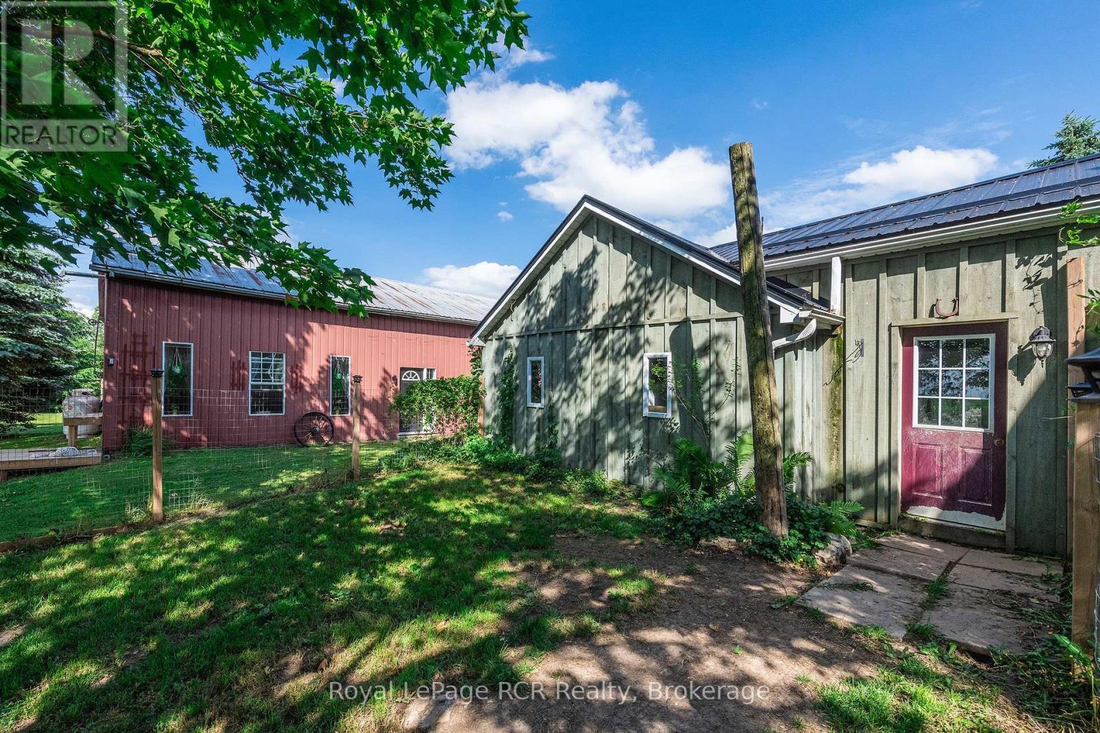 












116327 2ND LINE SW

,
Melancthon,




Ontario
L9V2C5


