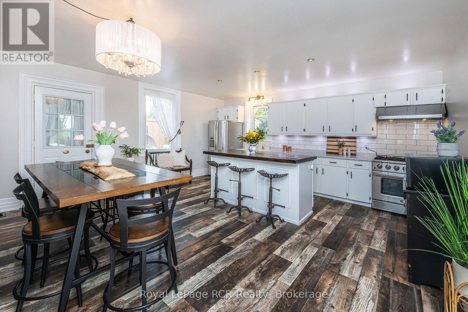












116327 2ND LINE SW

,
Melancthon,




Ontario
L9V2C5

