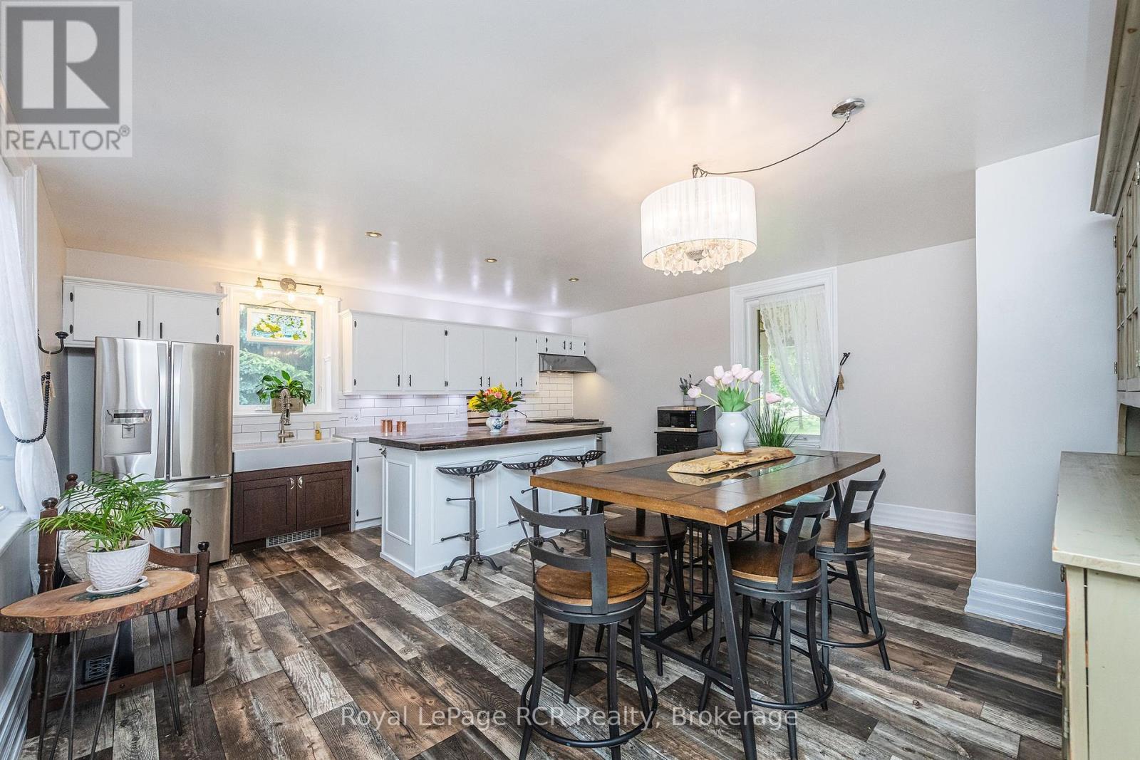












116327 2ND LINE SW

,
Melancthon,




Ontario
L9V2C5

