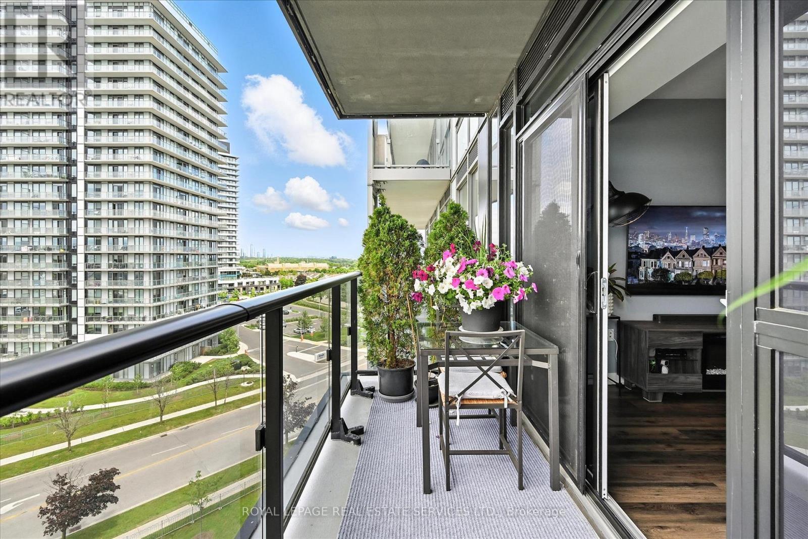 












701 - 4699 GLEN ERIN DRIVE

,
Mississauga,




Ontario
L5M2E5

