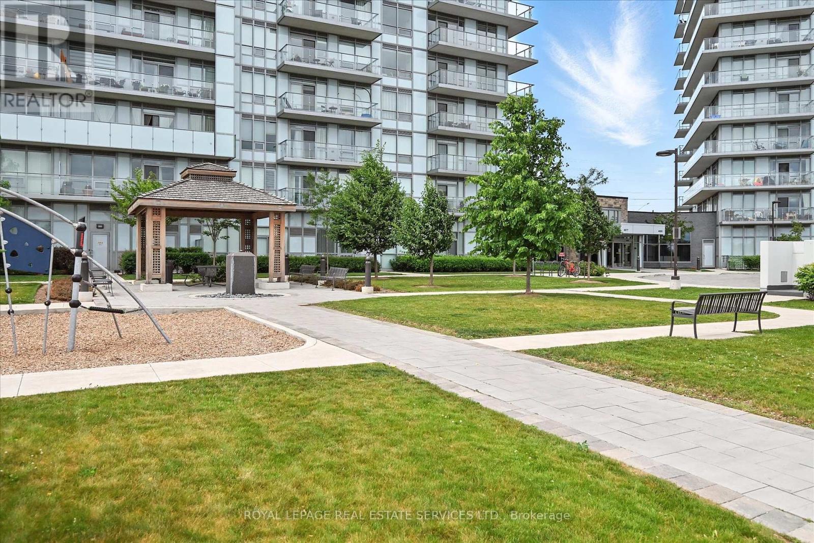 












701 - 4699 GLEN ERIN DRIVE

,
Mississauga,




Ontario
L5M2E5

