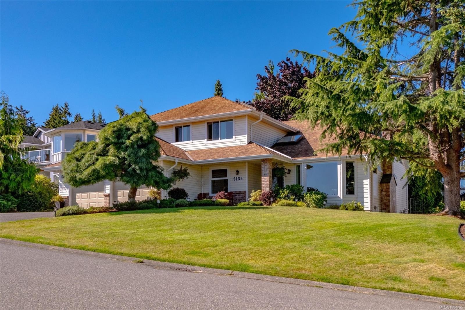 









5135


Carriage

Dr,
Nanaimo,




BC
V9V 1H2

