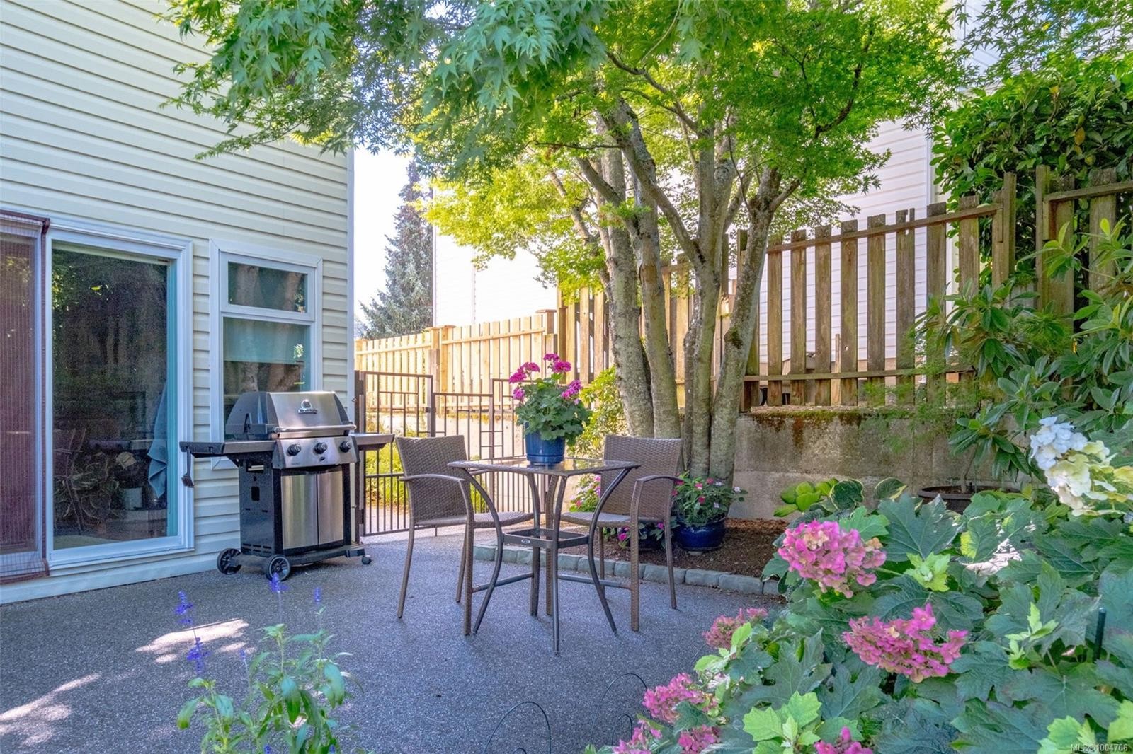 









5135


Carriage

Dr,
Nanaimo,




BC
V9V 1H2

