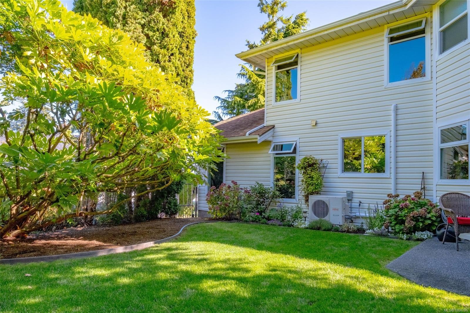 









5135


Carriage

Dr,
Nanaimo,




BC
V9V 1H2

