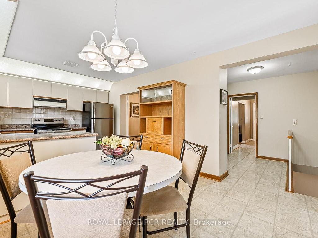 









25


Ann Arbour

Road,
Toronto,




ON
M9M 2J5

