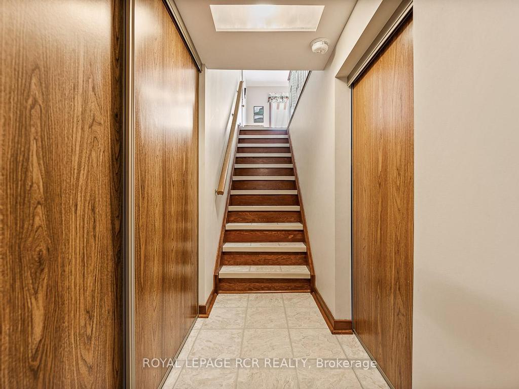 









25


Ann Arbour

Road,
Toronto,




ON
M9M 2J5

