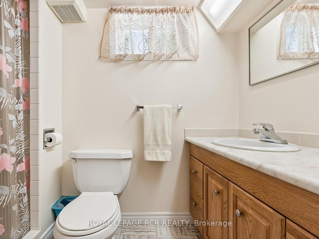 









25


Ann Arbour

Road,
Toronto,




ON
M9M 2J5

