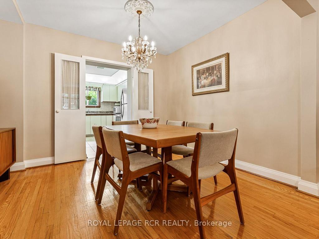 









25


Ann Arbour

Road,
Toronto,




ON
M9M 2J5

