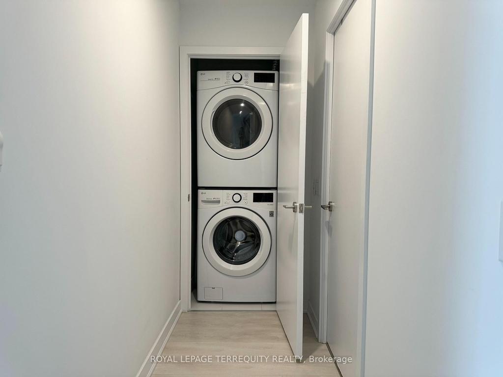 









120


Parliament

Street, 421,
Toronto,




ON
M5A 0N6

