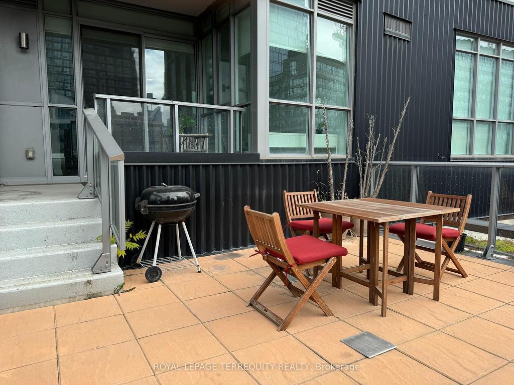 









120


Parliament

Street, 421,
Toronto,




ON
M5A 0N6

