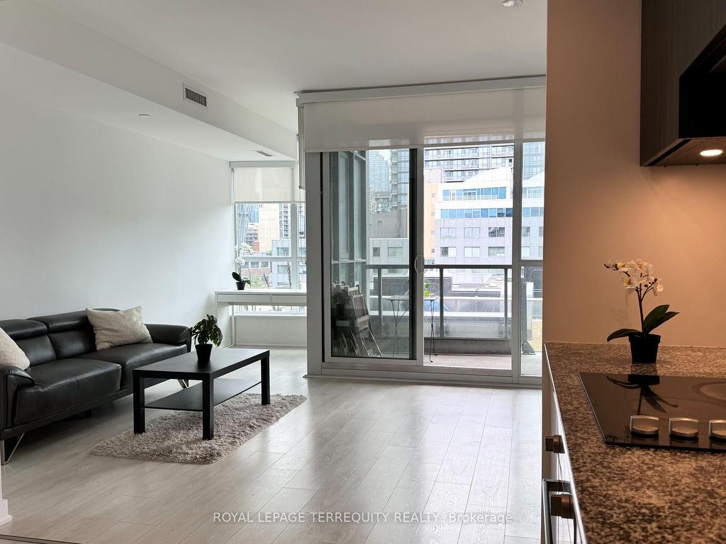 









120


Parliament

Street, 421,
Toronto,




ON
M5A 0N6


