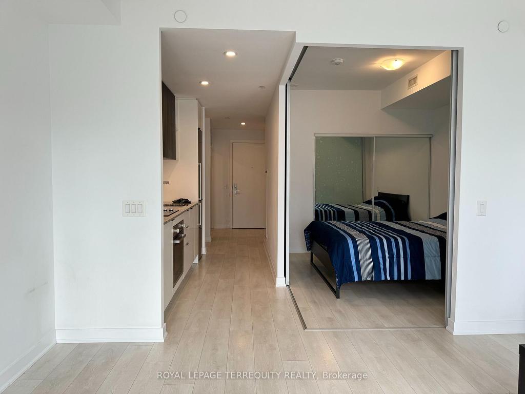 









120


Parliament

Street, 421,
Toronto,




ON
M5A 0N6

