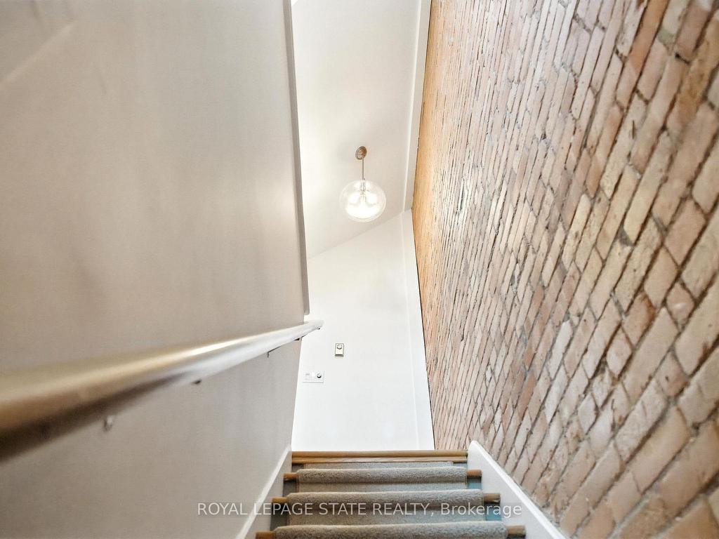 









137


Markland

Street,
Hamilton,




ON
L8P 2K3

