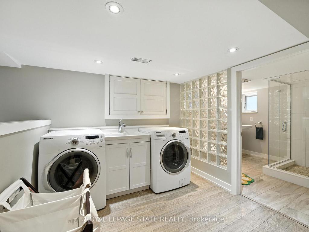 









137


Markland

Street,
Hamilton,




ON
L8P 2K3

