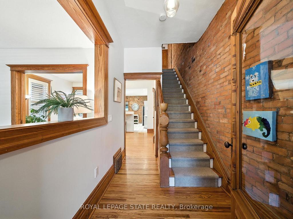 









137


Markland

Street,
Hamilton,




ON
L8P 2K3

