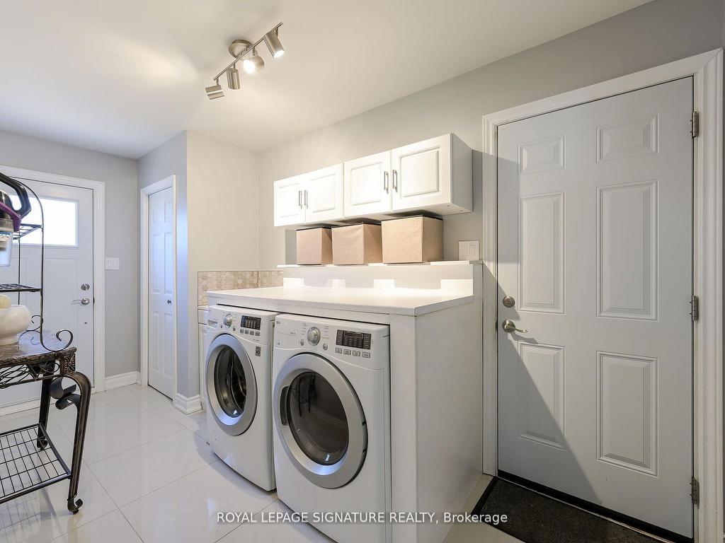 









281


Mcgill

Street,
Mississauga,




ON
L5A 1V3

