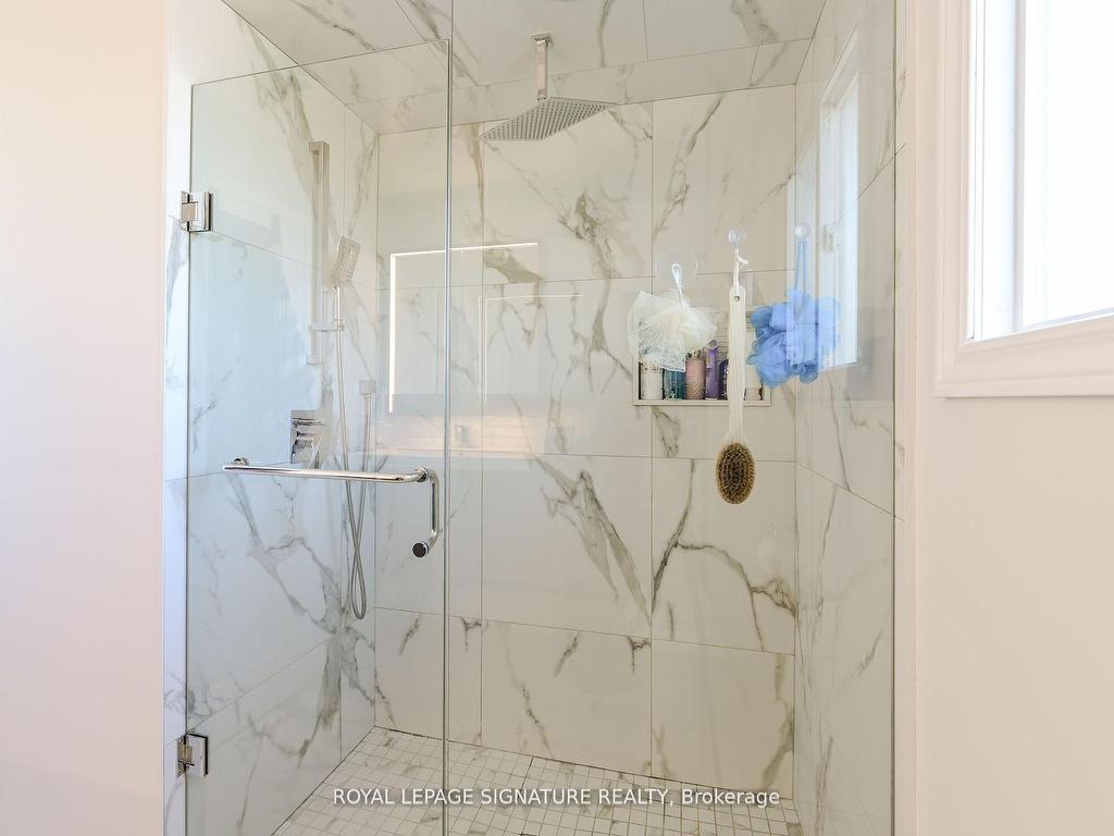 









281


Mcgill

Street,
Mississauga,




ON
L5A 1V3

