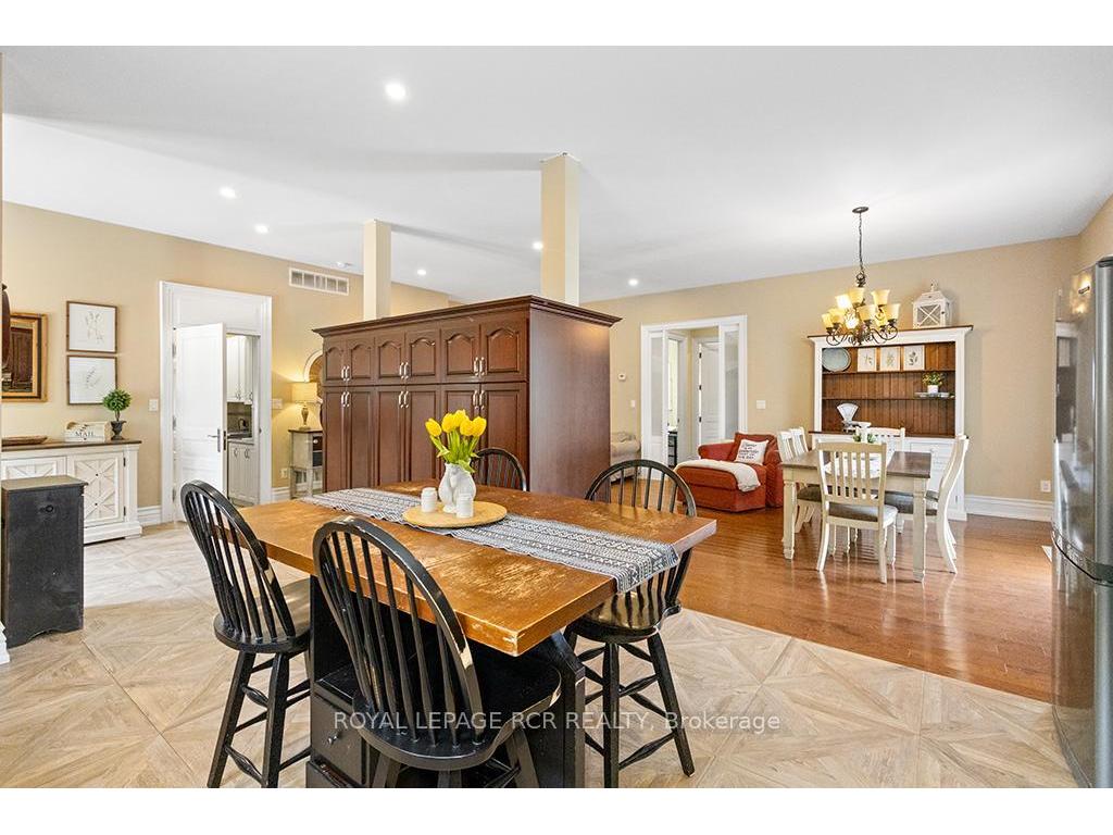 









5680


Wellington Road 23

N/A,
Erin,




ON
N0B 1T0


