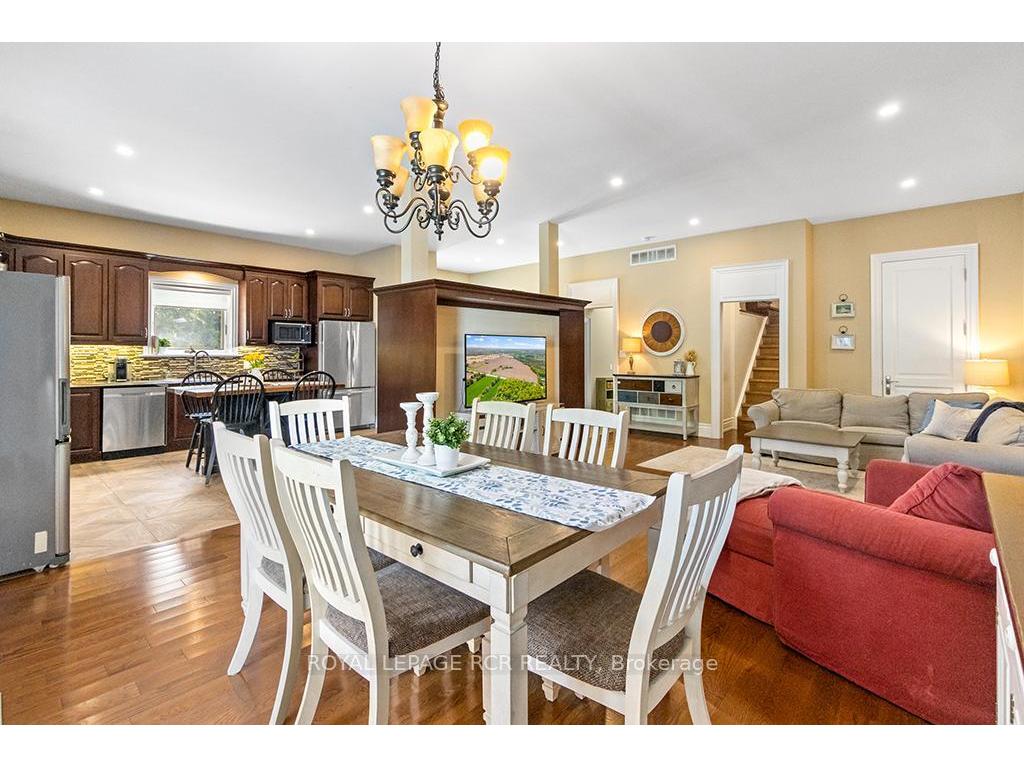 









5680


Wellington Road 23

N/A,
Erin,




ON
N0B 1T0

