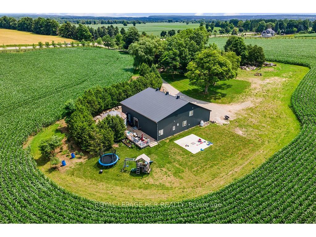 









5680


Wellington Road 23

N/A,
Erin,




ON
N0B 1T0


