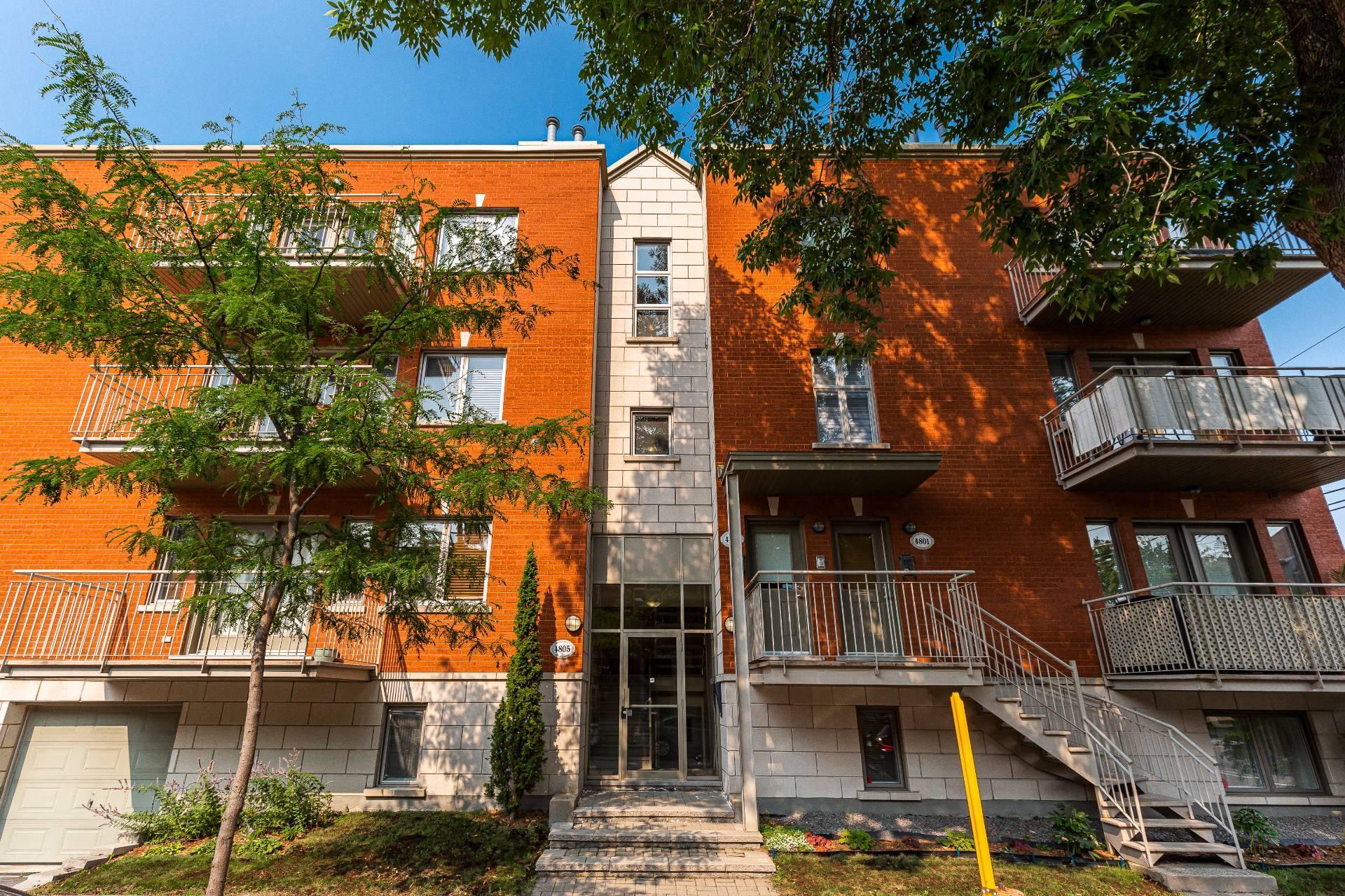 









4805


7e Avenue

,
Montréal (Rosemont/La Petite-Patrie),




QC
H1Y2M8

