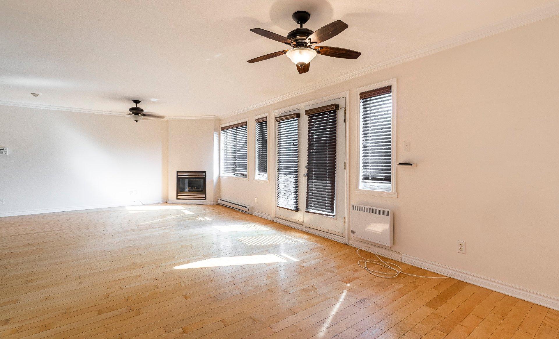 









4805


7e Avenue

,
Montréal (Rosemont/La Petite-Patrie),




QC
H1Y2M8

