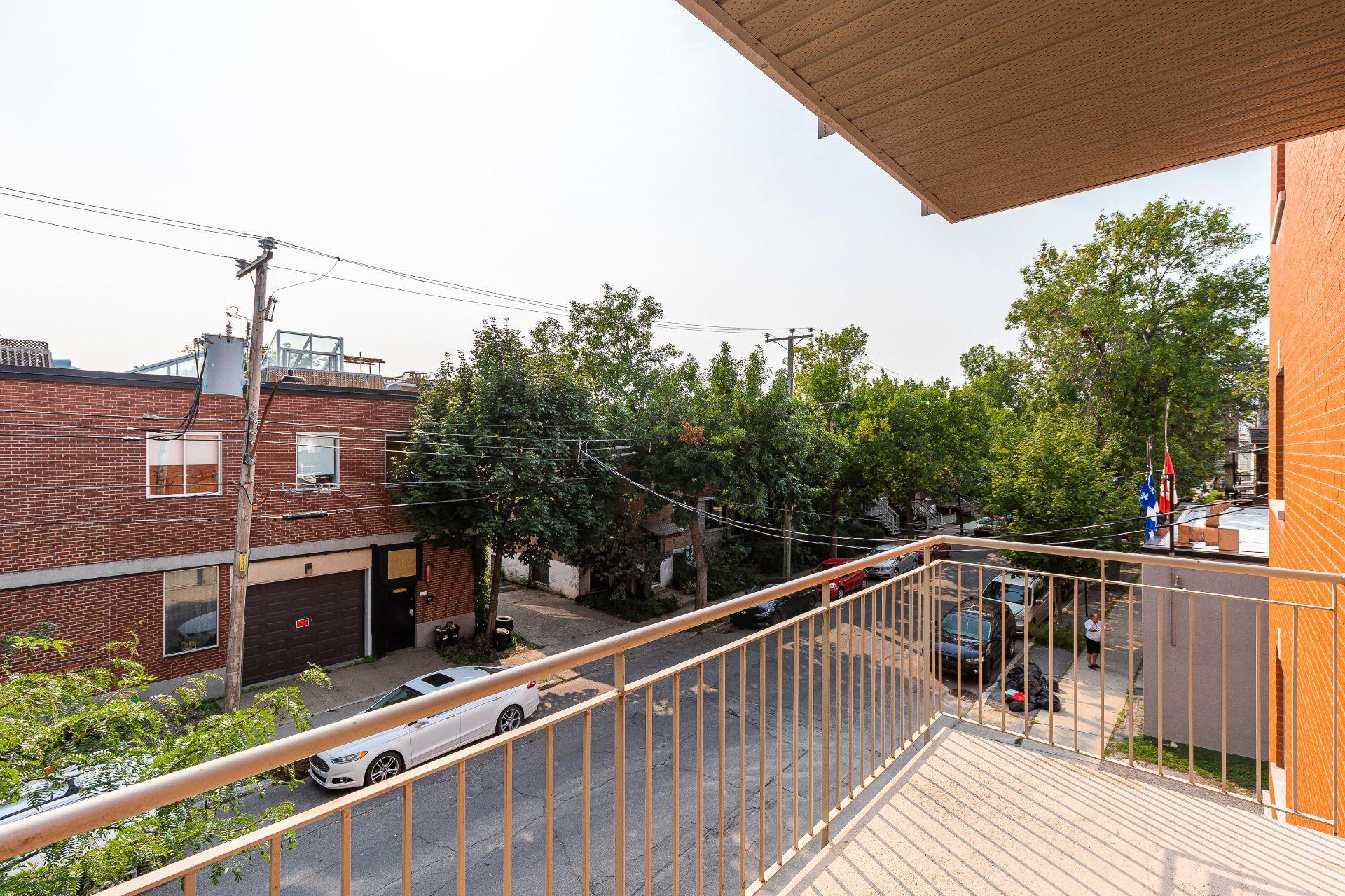 









4805


7e Avenue

,
Montréal (Rosemont/La Petite-Patrie),




QC
H1Y2M8

