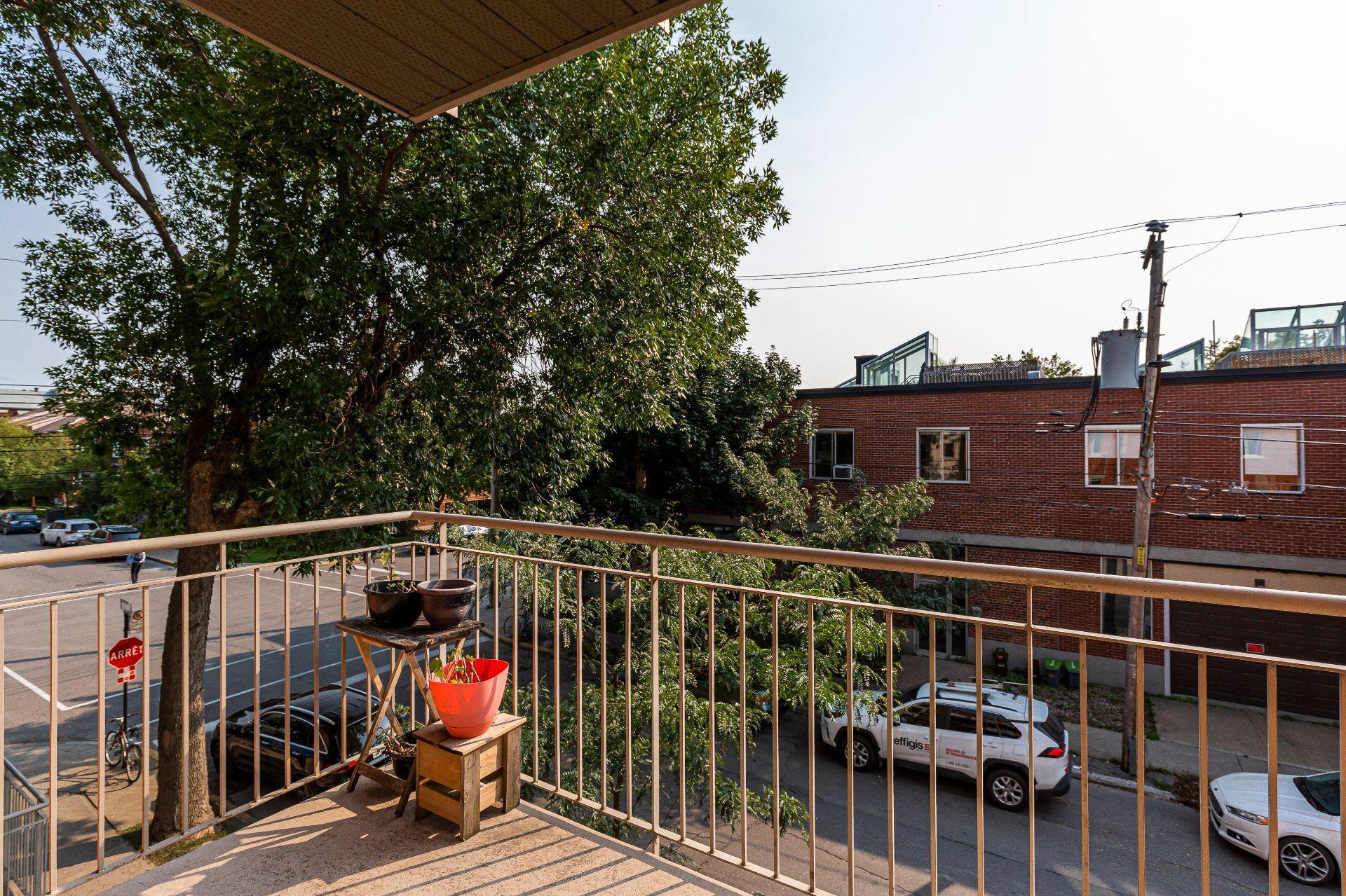 









4805


7e Avenue

,
Montréal (Rosemont/La Petite-Patrie),




QC
H1Y2M8

