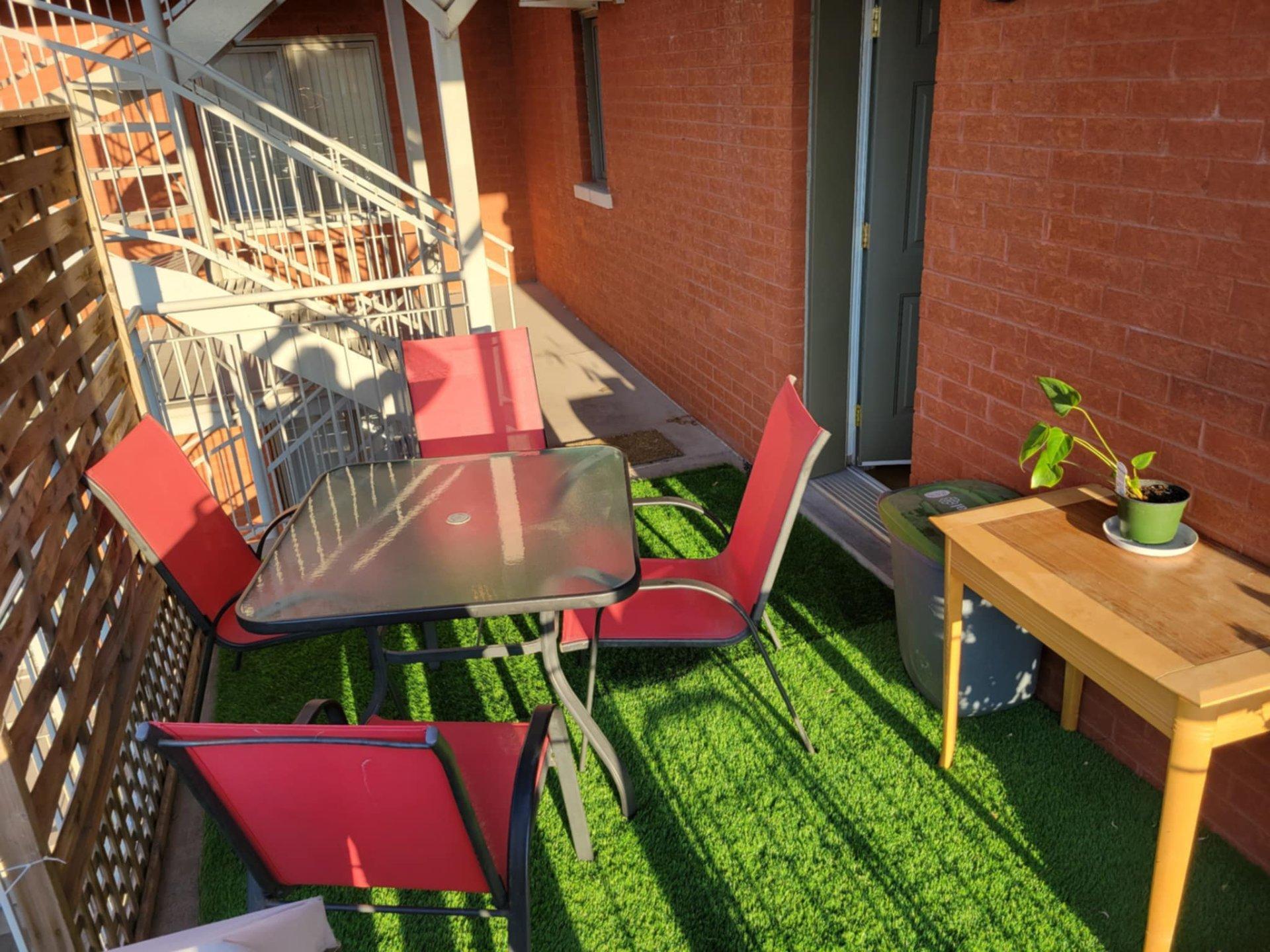 









4805


7e Avenue

,
Montréal (Rosemont/La Petite-Patrie),




QC
H1Y2M8

