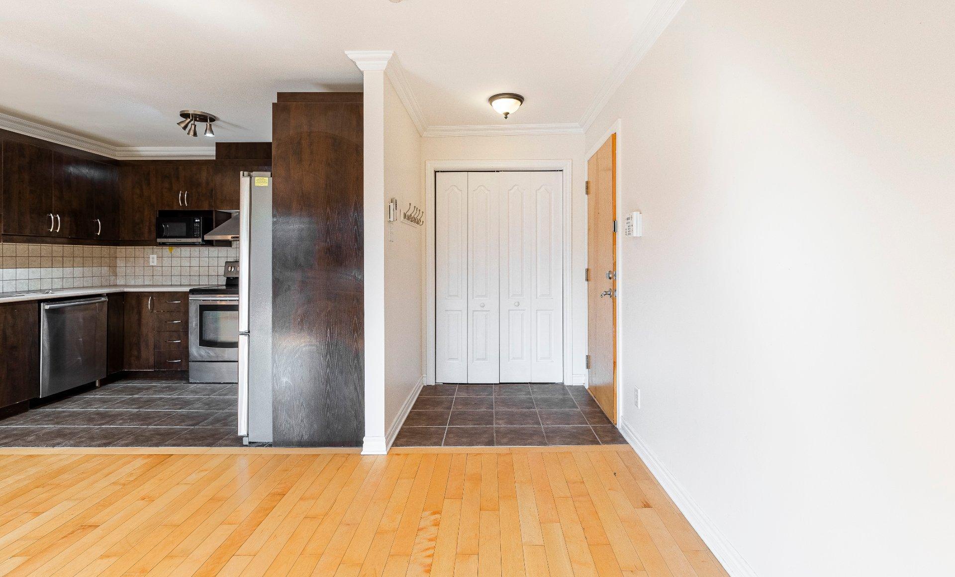 









4805


7e Avenue

,
Montréal (Rosemont/La Petite-Patrie),




QC
H1Y2M8

