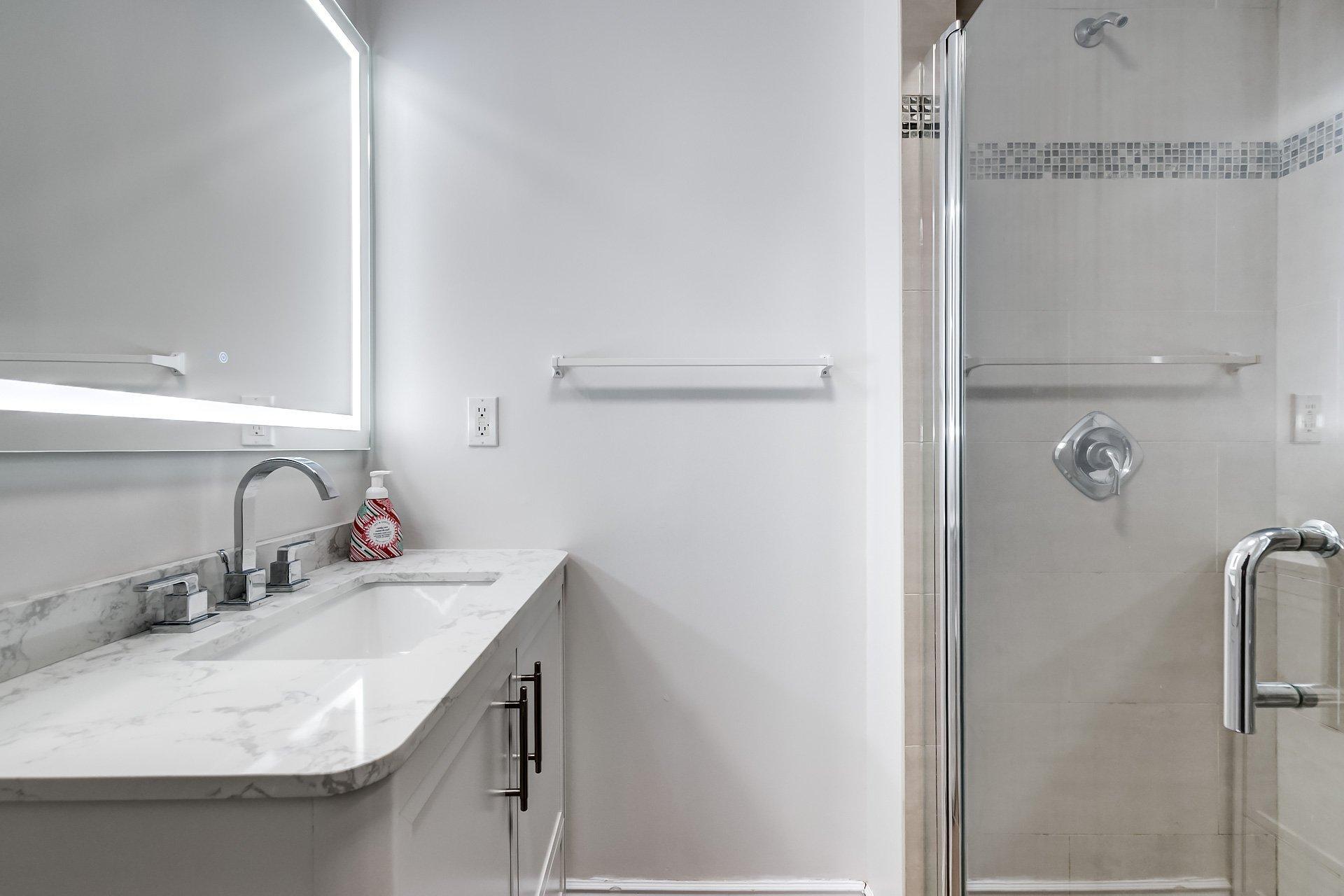 









4633

 - 4633A


Rue Sherbrooke O.

,
Westmount,




QC
H3G1Z2

