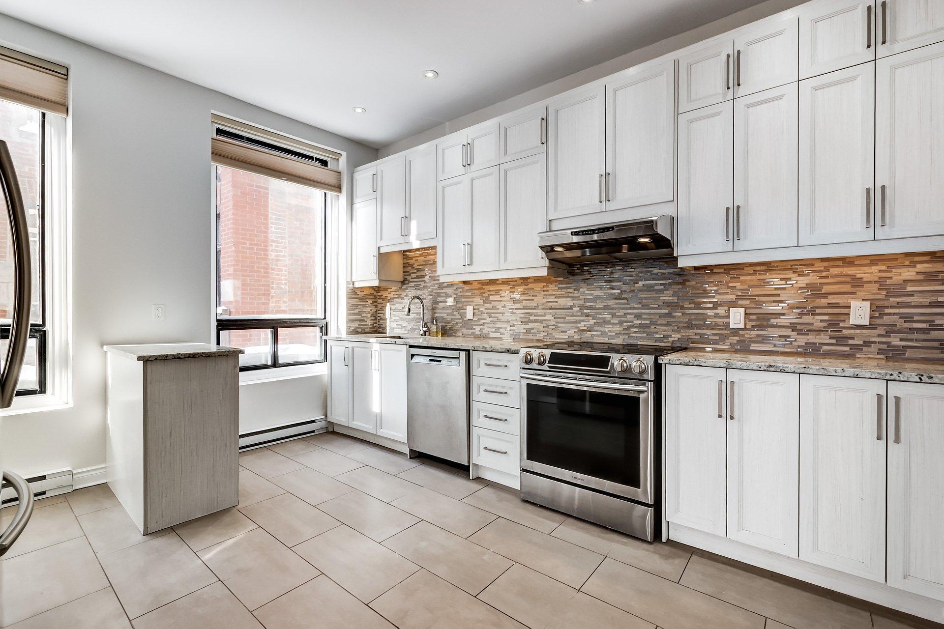 









4633

 - 4633A


Rue Sherbrooke O.

,
Westmount,




QC
H3G1Z2


