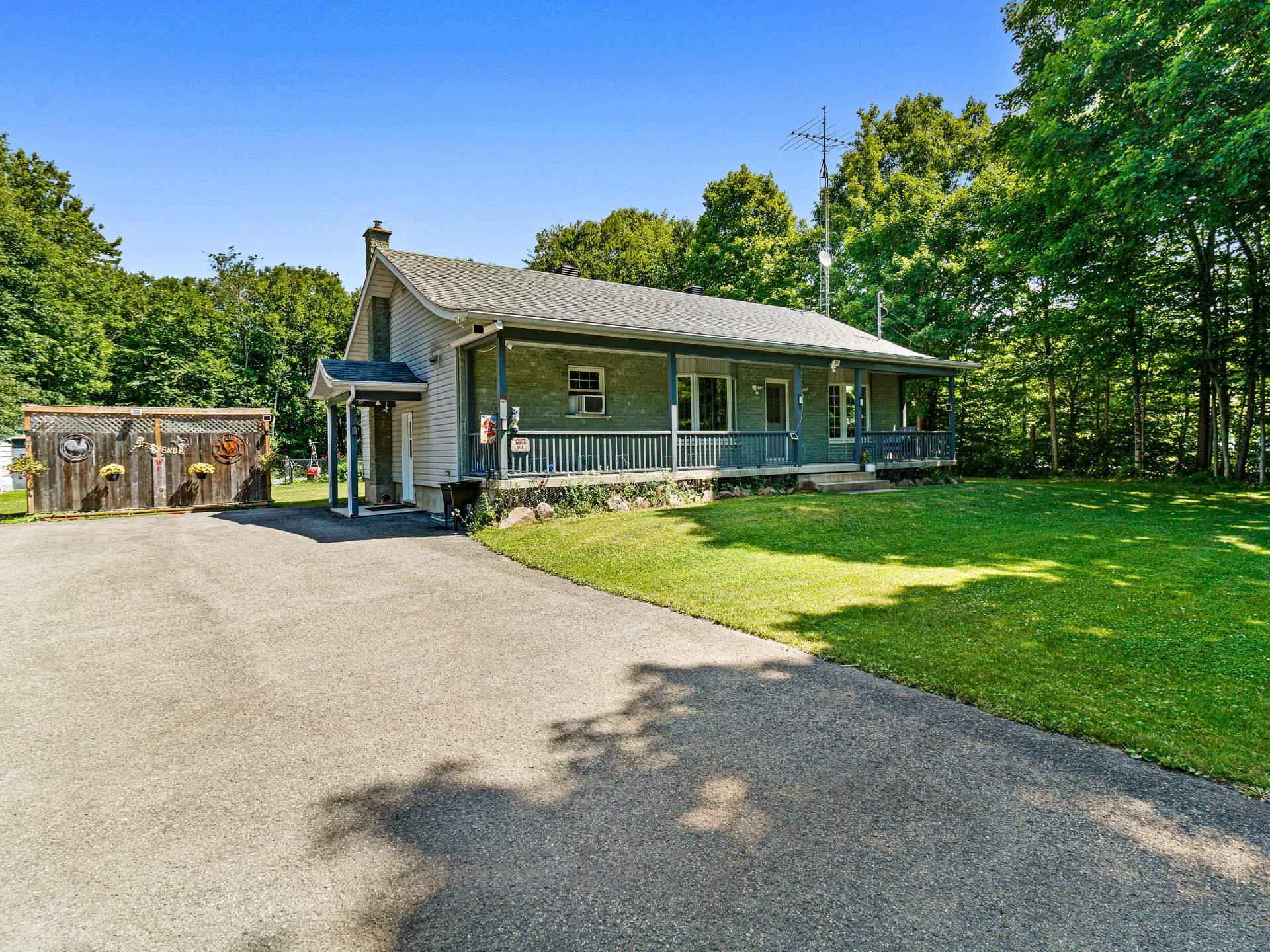 









2


Rue des Saphirs

,
Brownsburg-Chatham,




QC
J8G1J8

